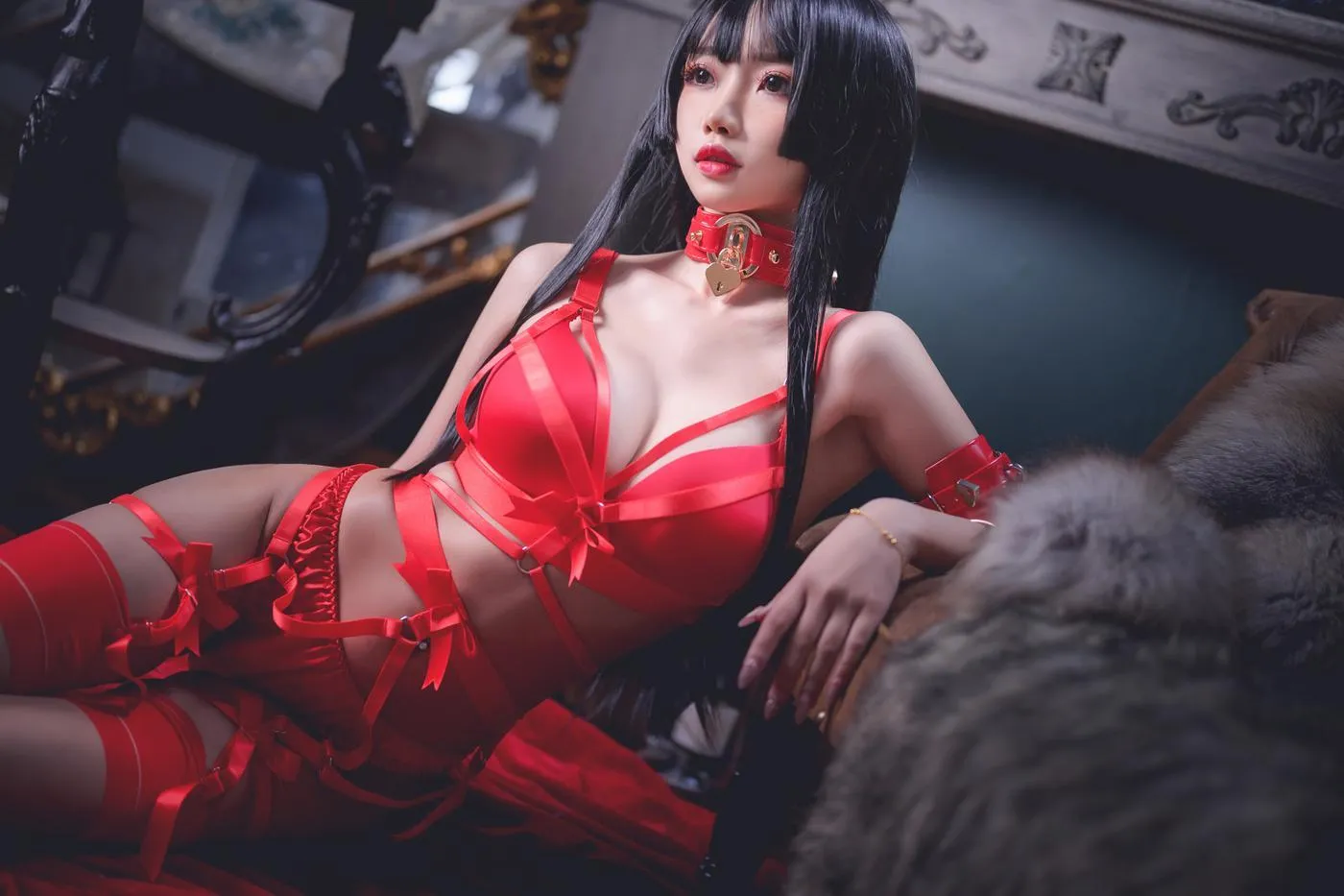 鬼畜瑶在不在w – NO.22 红色束缚 [44P]插图2